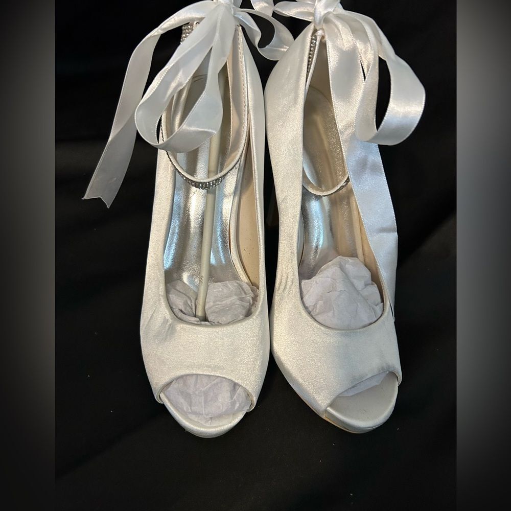 Women's Rhinestone Platform Open Toe Heels with Ankle Strap white size 7.5 - Picture 4 of 14